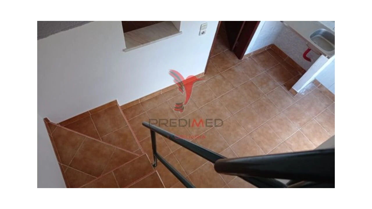 Moradia T2 para Venda em Seda Foto 9