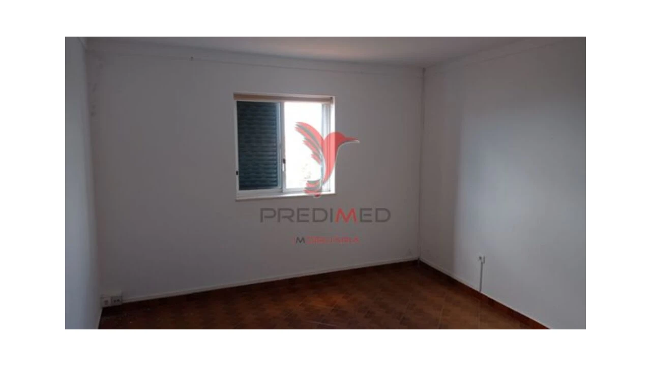 Moradia T2 para Venda em Seda Foto 12