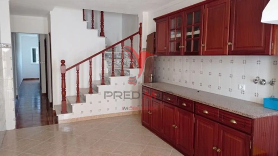 Moradia T2 para Venda em Seda Foto 1