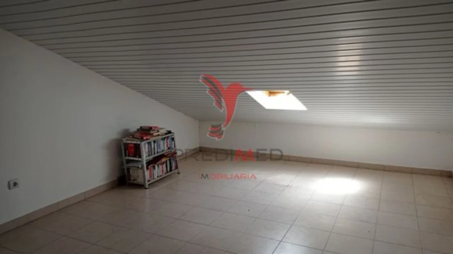 Moradia T2 para Venda em Seda Foto 20