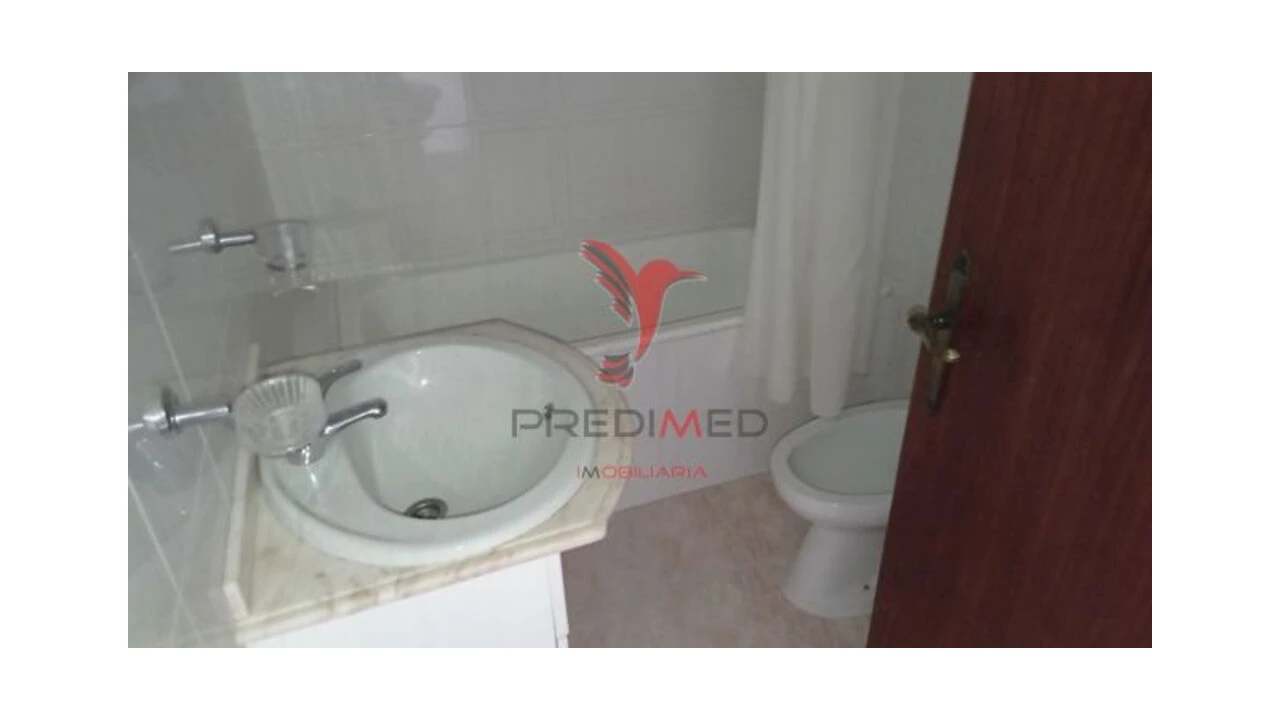 Moradia T2 para Venda em Seda Foto 14