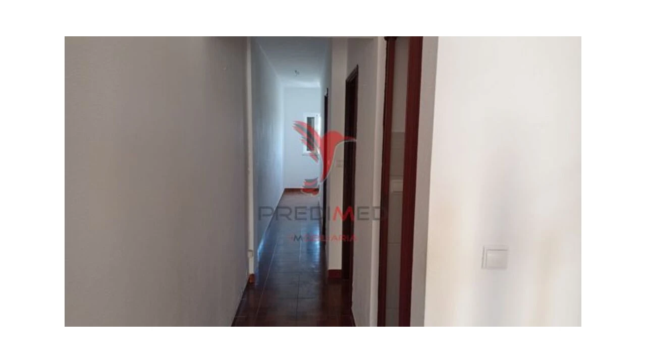 Moradia T2 para Venda em Seda Foto 4