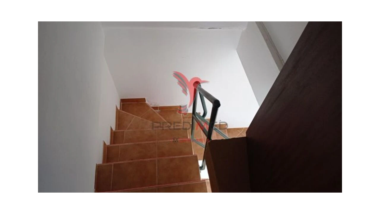 Moradia T2 para Venda em Seda Foto 8