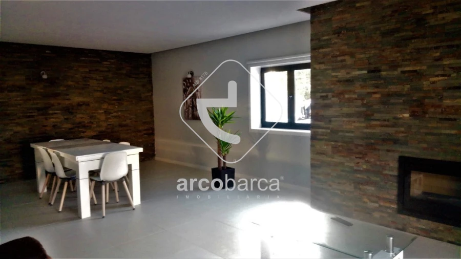 Moradia T3 para Venda em Agualonga Foto 9