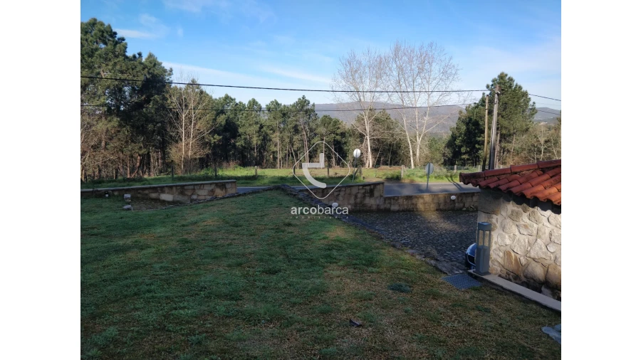 Moradia T3 para Venda em Agualonga Foto 32