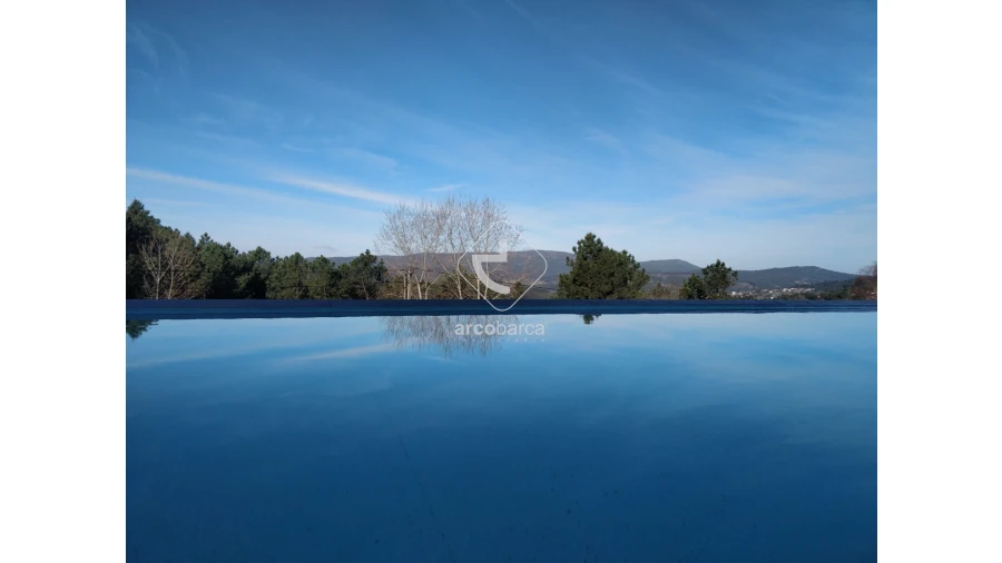 Moradia T3 para Venda em Agualonga Foto 40