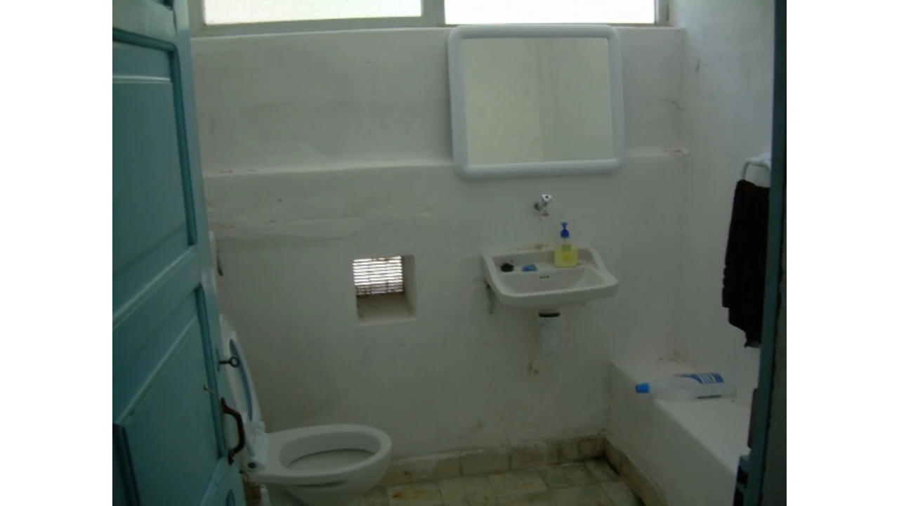 Armazém para Venda em Almada, Cova da Piedade, Pragal e Cacilhas Foto 5