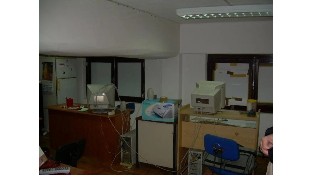 Escritório para Venda em Almada, Cova da Piedade, Pragal e Cacilhas Foto 3