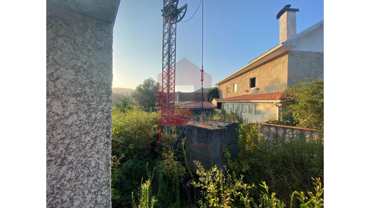 Moradia T4 para Venda em Sande, Vilarinho, Barros e Gomide Foto 9