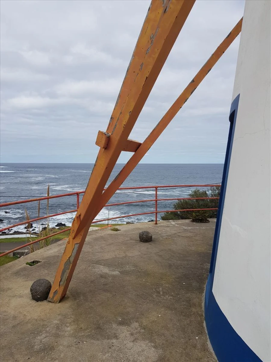 Moradia T5 para Venda em Santa Cruz da Graciosa Foto 7