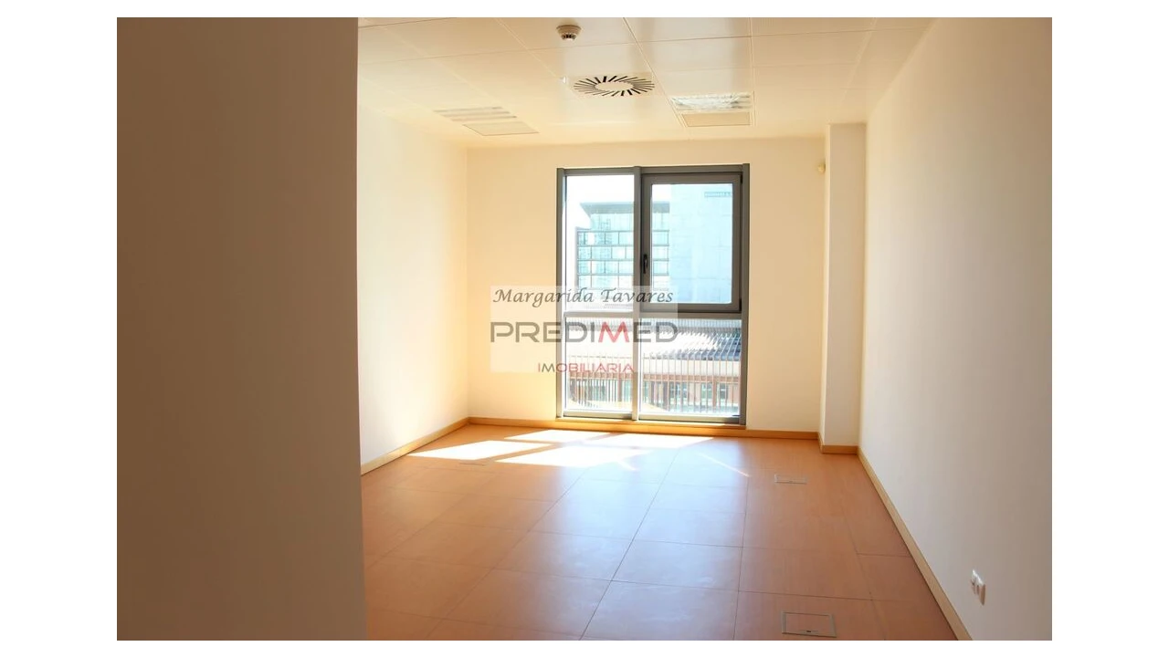 Escritório para Venda em Olivais Foto 2