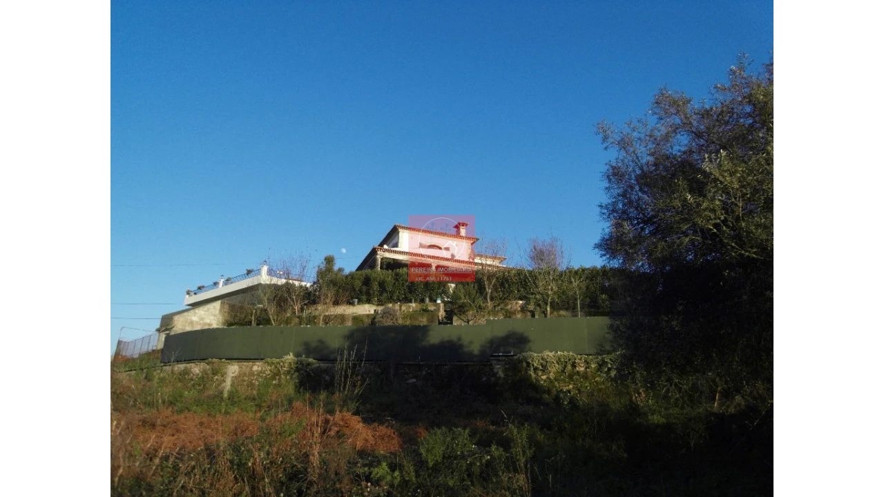 Moradia T8 para Venda em Forjães Foto 47