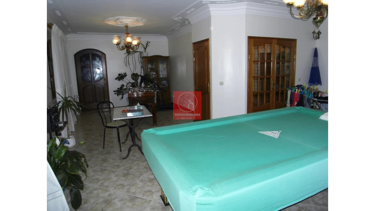 Moradia T8 para Venda em Forjães Foto 80