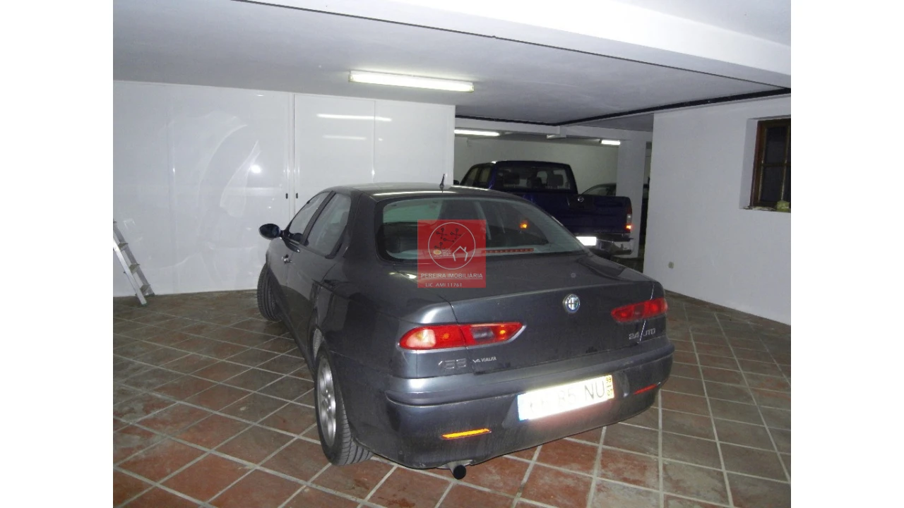 Moradia T8 para Venda em Forjães Foto 63