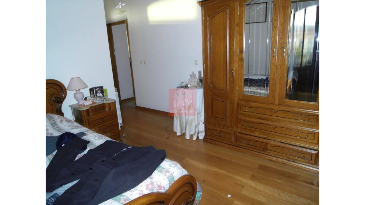 Moradia T8 para Venda em Forjães Foto 108