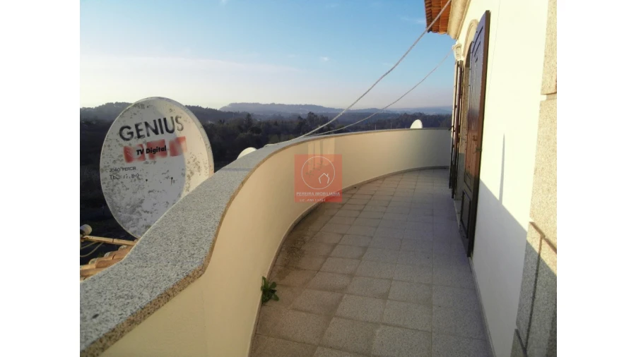 Moradia T8 para Venda em Forjães Foto 112