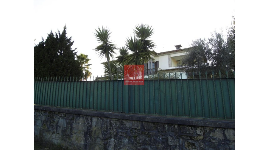 Moradia T8 para Venda em Forjães Foto 44