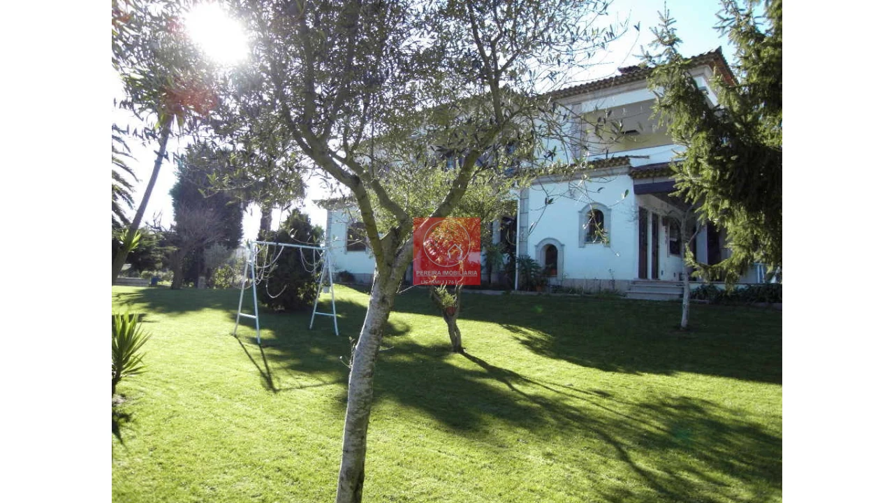 Moradia T8 para Venda em Forjães Foto 20