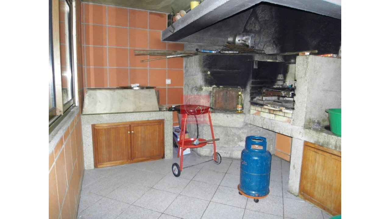 Moradia T8 para Venda em Forjães Foto 64
