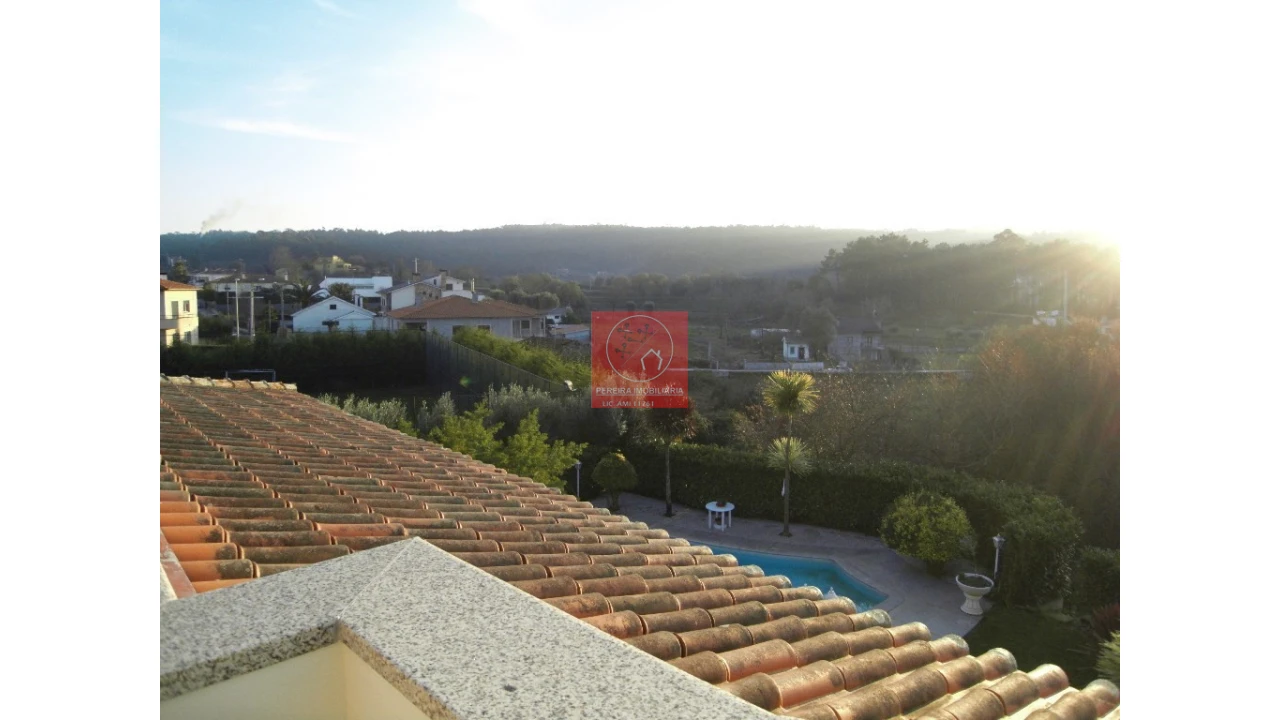 Moradia T8 para Venda em Forjães Foto 115