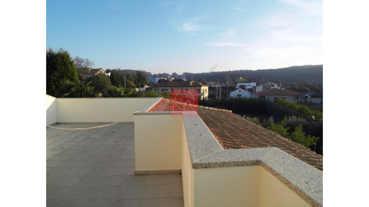 Moradia T8 para Venda em Forjães Foto 114