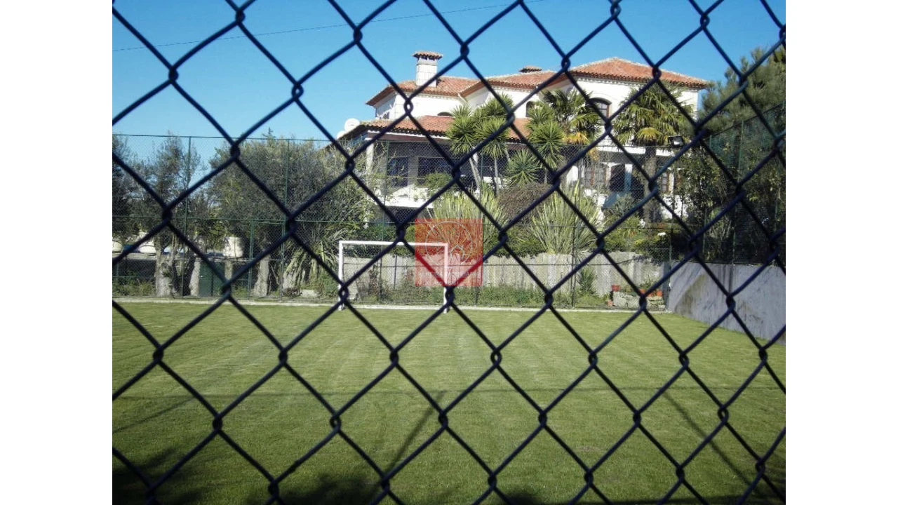 Moradia T8 para Venda em Forjães Foto 9