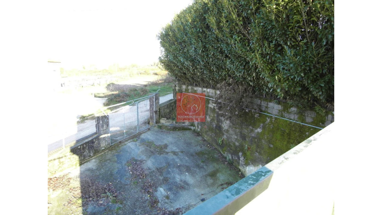 Moradia T8 para Venda em Forjães Foto 31