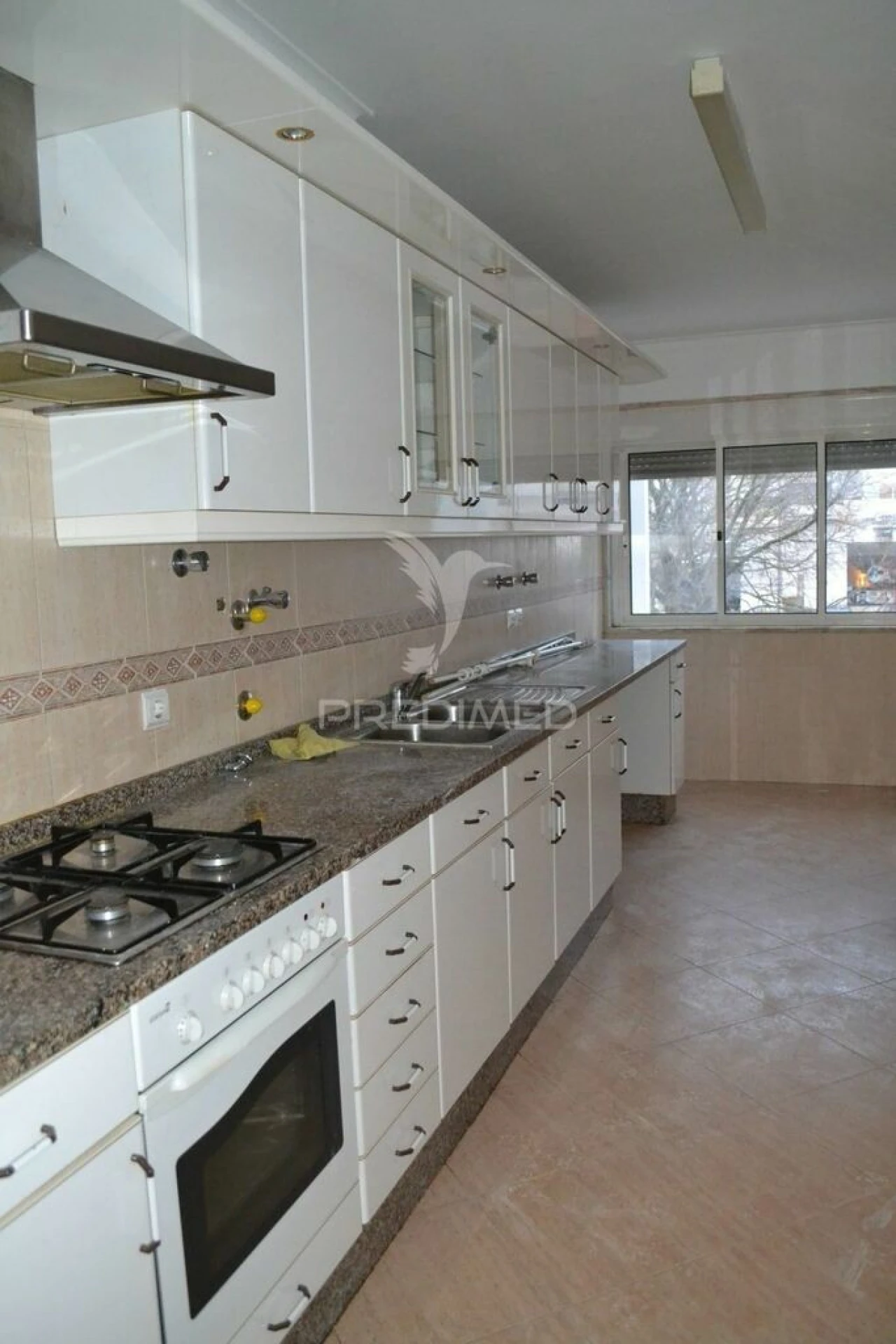 Apartamento T2 para Venda em Algueirão-Mem Martins Foto 2