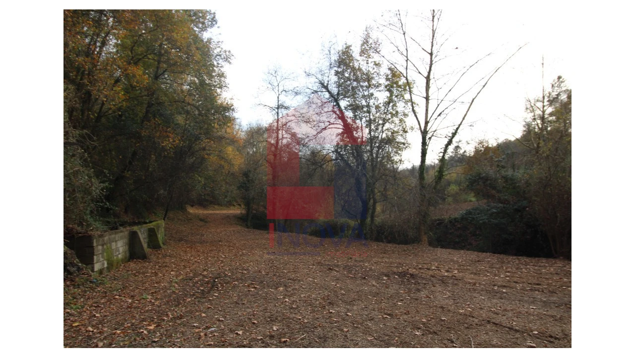 Terreno para Venda em Marrancos e Arcozelo Foto 4