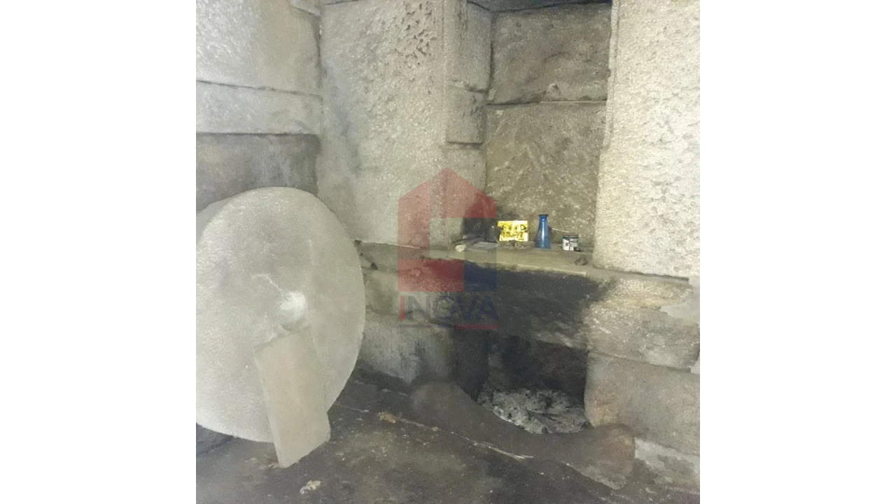 Moradia para Venda em Sabariz Foto 4