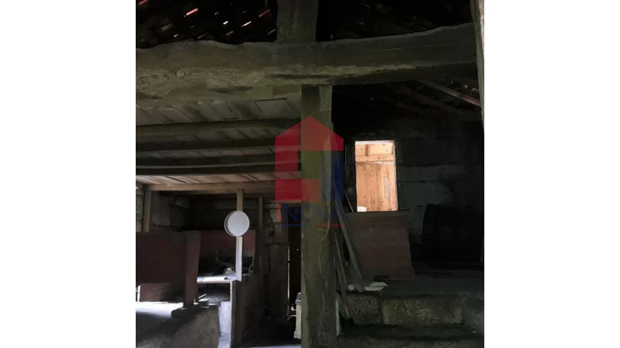 Moradia para Venda em Sabariz Foto 5