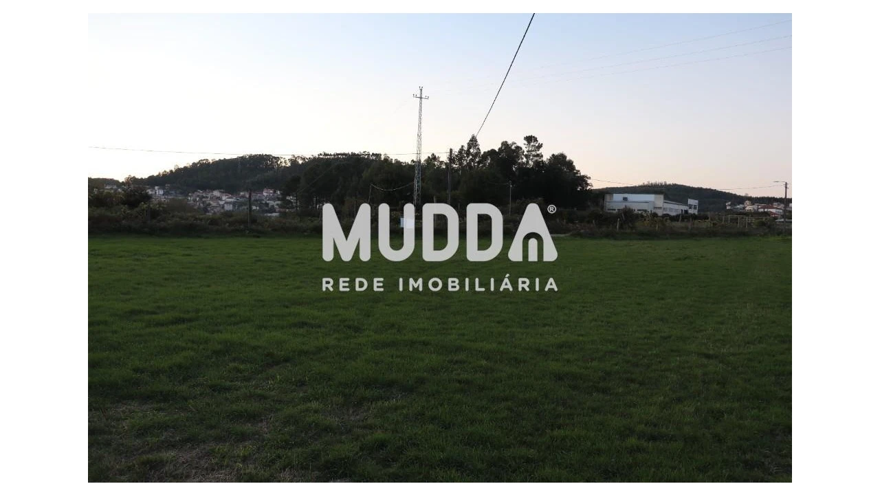 Terreno para Venda em Romariz Foto 2