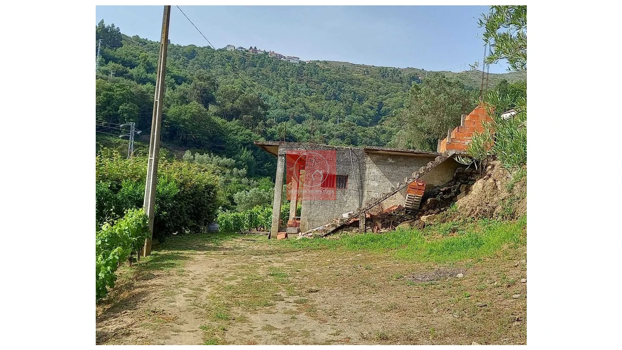 Terreno para Venda em Cambres Foto 26