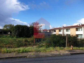 Terreno para Venda em Vila Verde e Barbudo