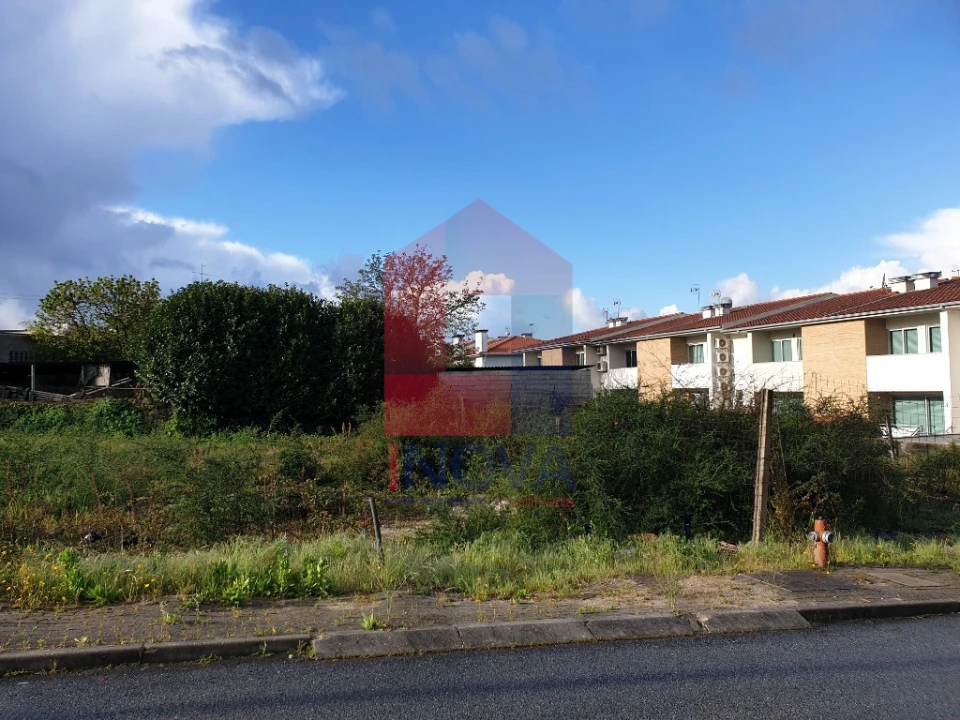 Terreno para Venda em Vila Verde e Barbudo Foto 8