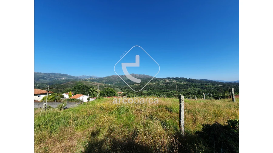 Terreno para Venda em Alvora e Loureda Foto 10