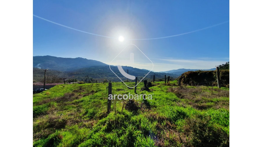 Terreno para Venda em Alvora e Loureda Foto 4
