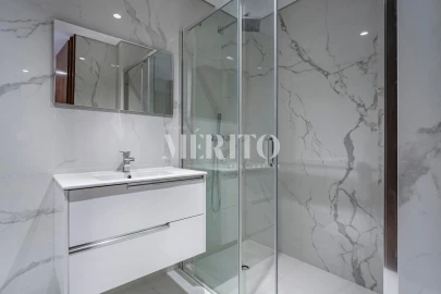 Apartamento T3 para Venda em Póvoa de Varzim, Beiriz e Argivai