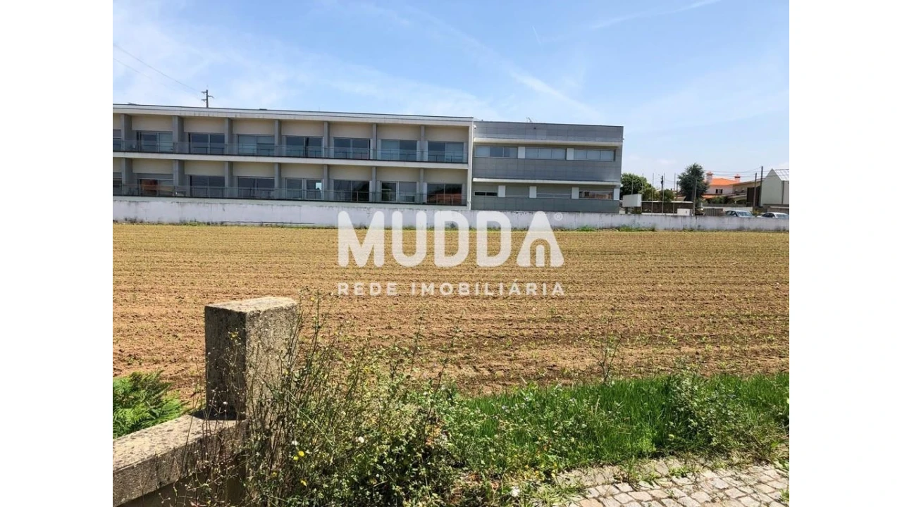 Terreno para Venda em Avanca Foto 3