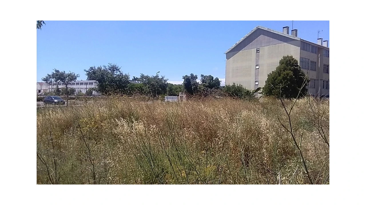 Terreno para Venda em São Domingos de Rana Foto 4
