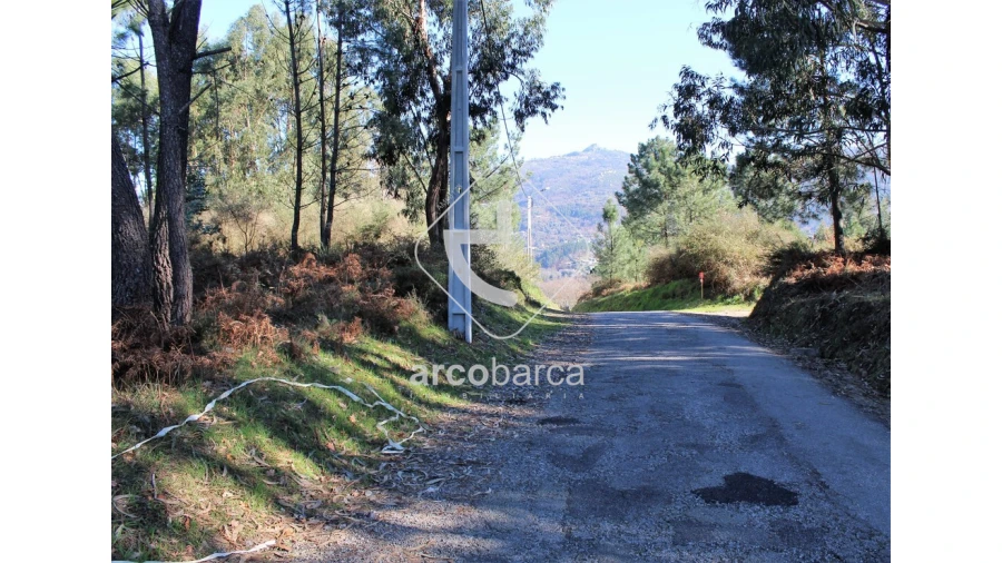 Terreno para Venda em Oleiros Foto 2