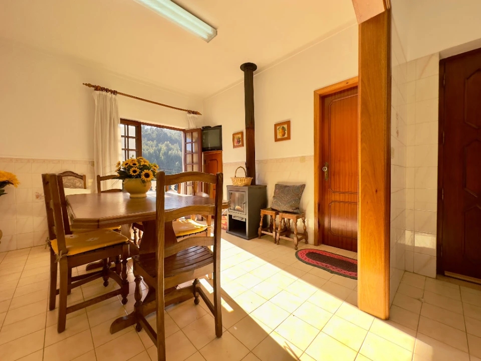 Moradia T4 para Venda em Penacova Foto 5