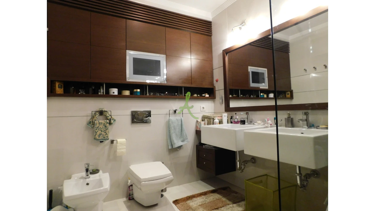 Apartamento T4 para Venda em Portimão Foto 30