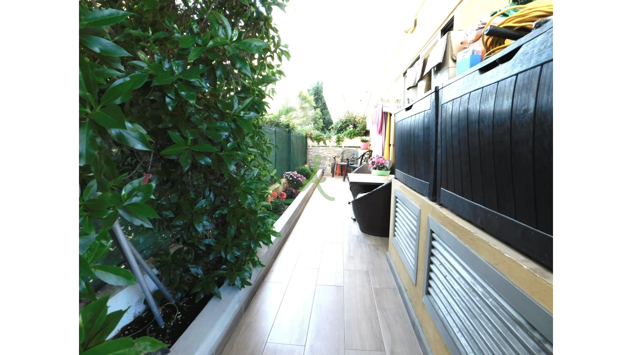 Apartamento T4 para Venda em Portimão Foto 32