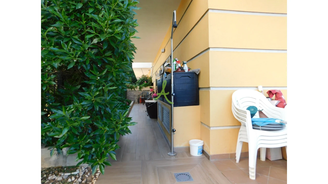 Apartamento T4 para Venda em Portimão Foto 41