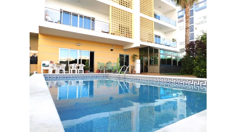 Apartamento T4 para Venda em Portimão Foto 35