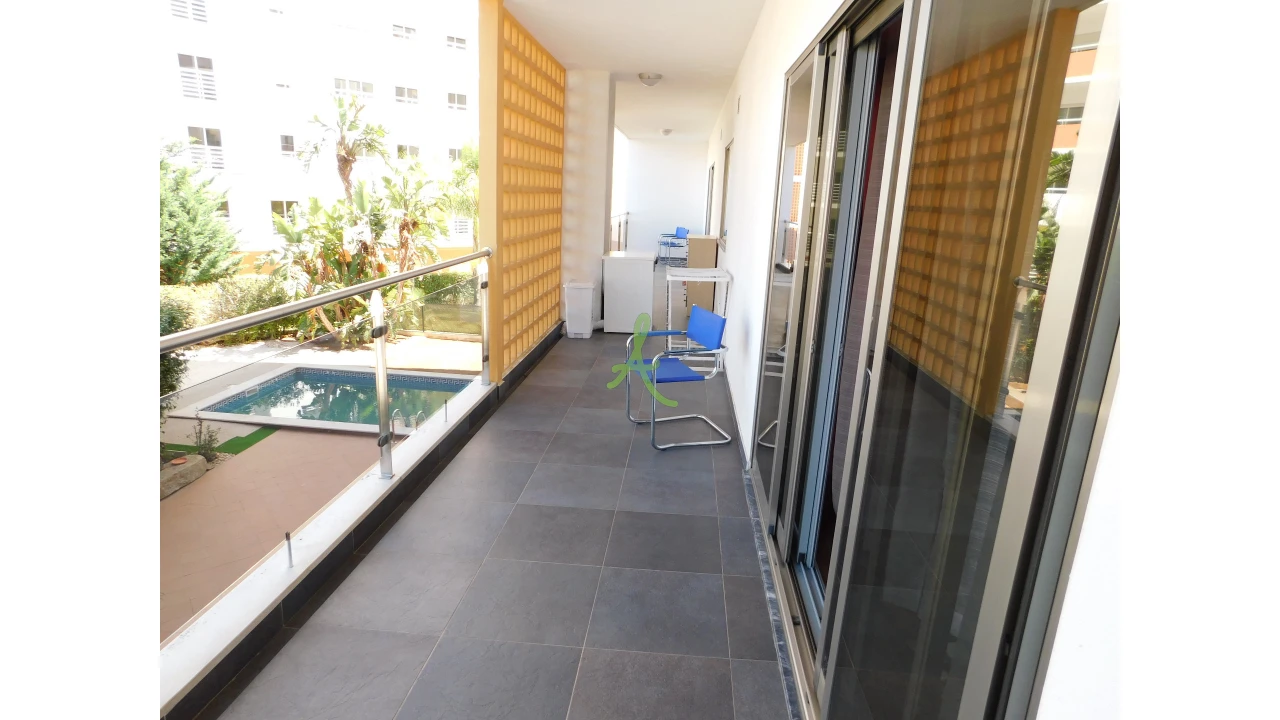 Apartamento T4 para Venda em Portimão Foto 8
