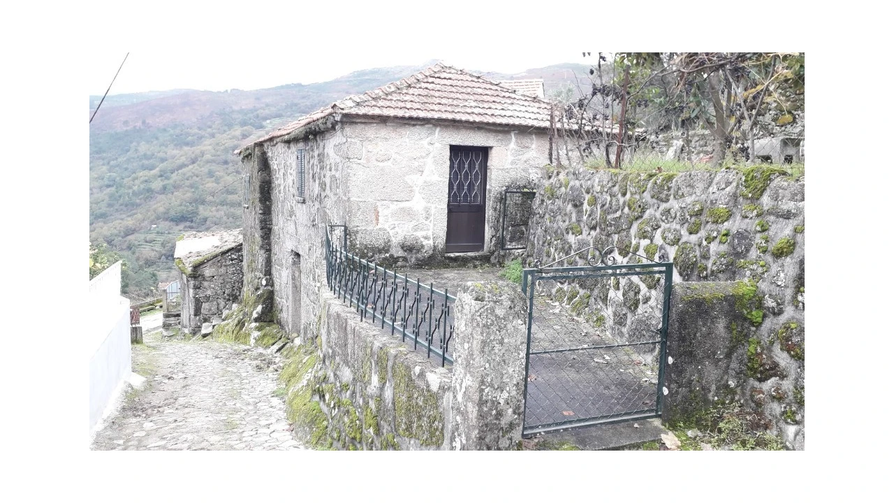 Quinta T2 para Venda em Sistelo Foto 1