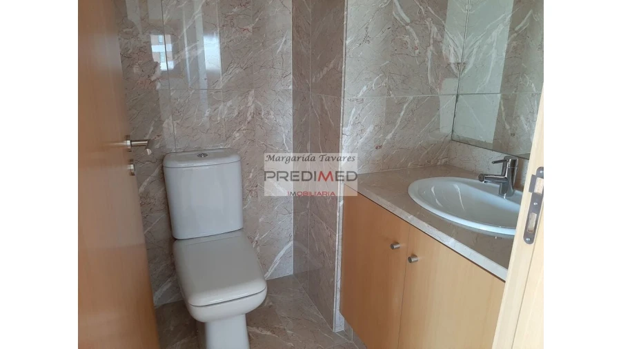 Apartamento T2 para Venda em Olivais Foto 15