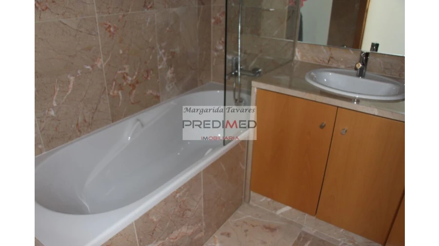 Apartamento T2 para Venda em Olivais Foto 18